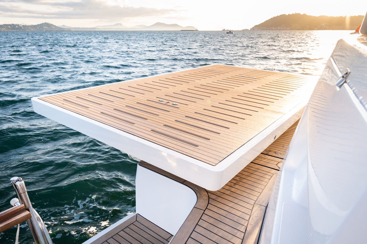 Beach-club swim platform